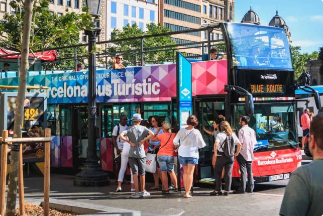 barcelona tourist bus stop