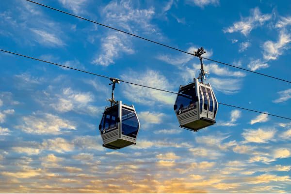 montjuic cable car cabs